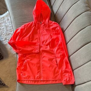 CLOSET SALE 🛍️
Bright Orange/Coral The North Face Windbreaker